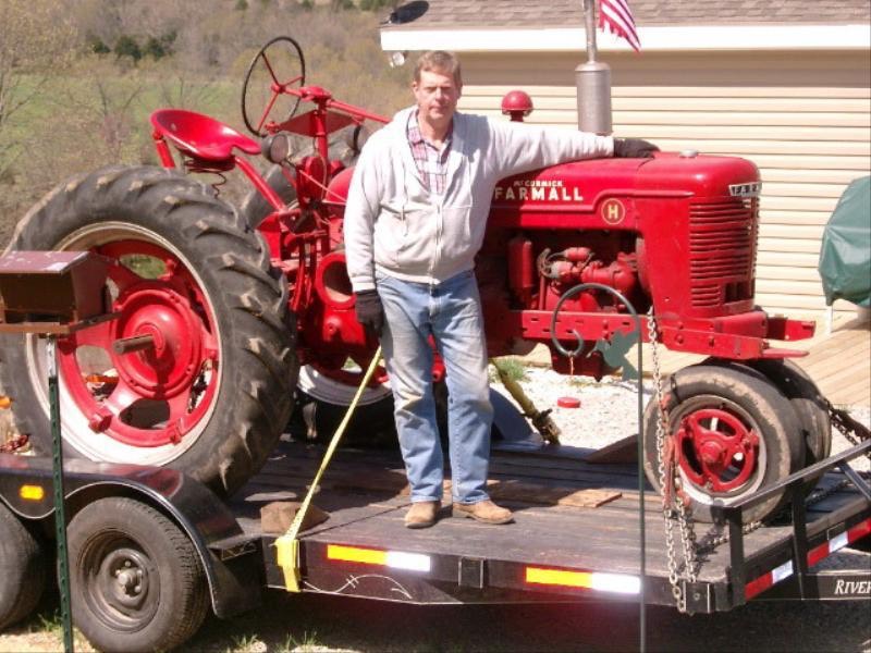 2003-04-04 Farmall H