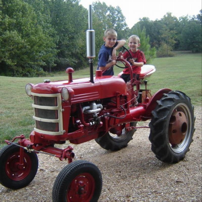 2007-10-07 Nathan, Logan and Frodo